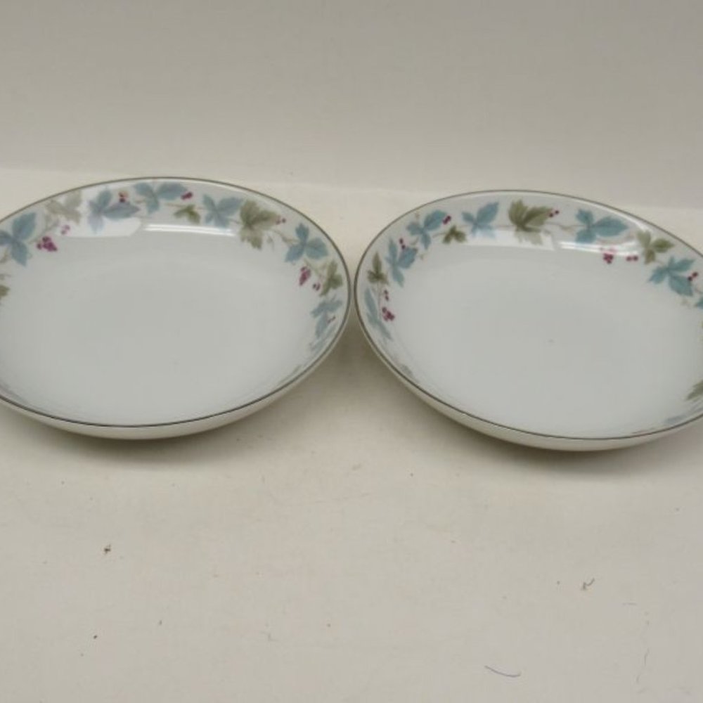 2 - Vintage FINE CHINA Japan 6701 5 1/2 Inch Round Cereal Bowls